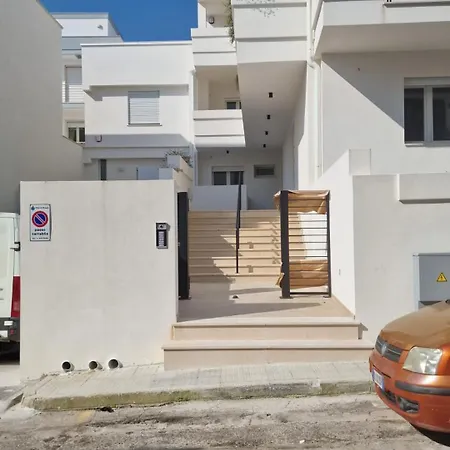 Casa Giulia Отранто